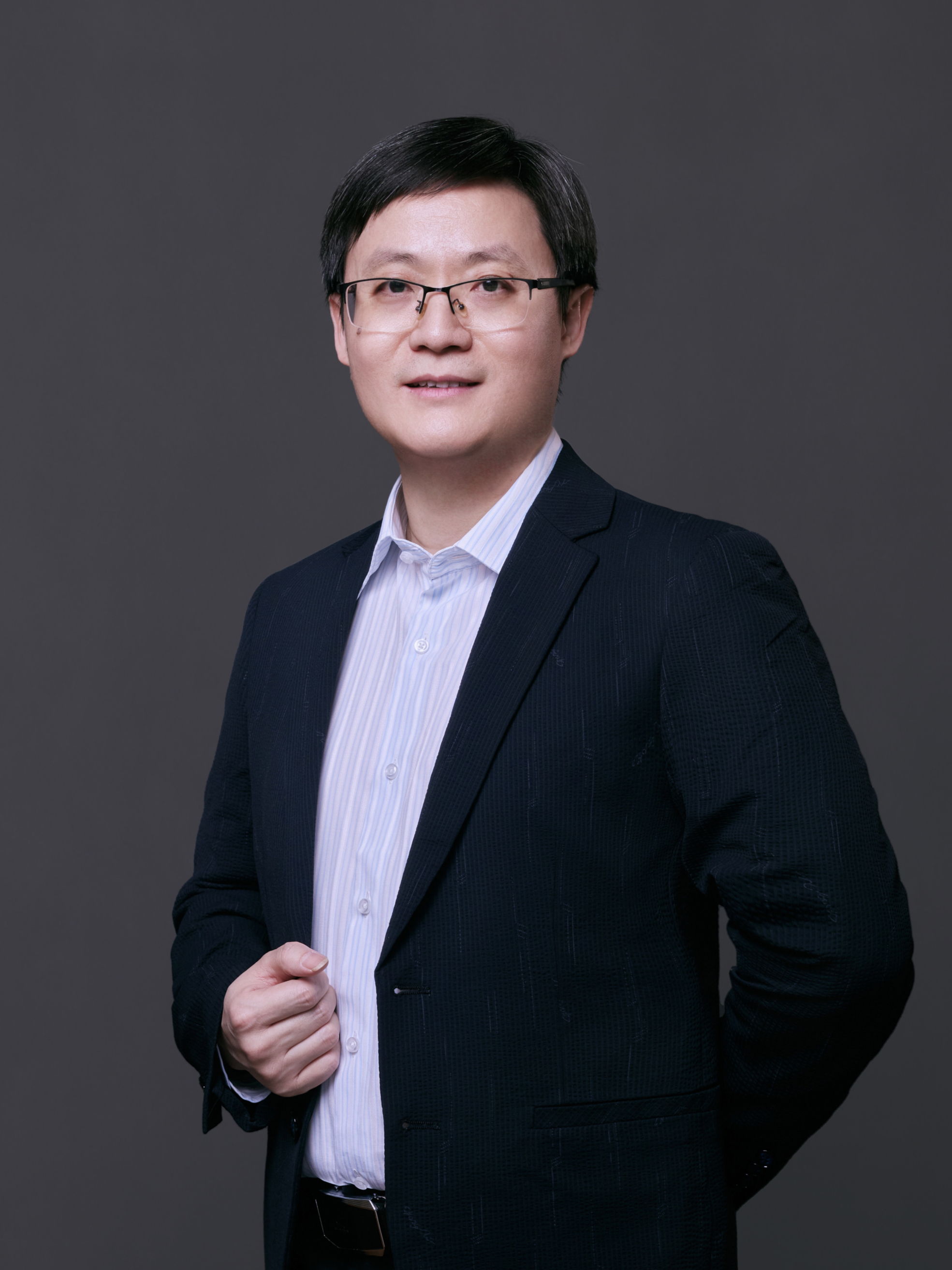 王正浩.jpg
